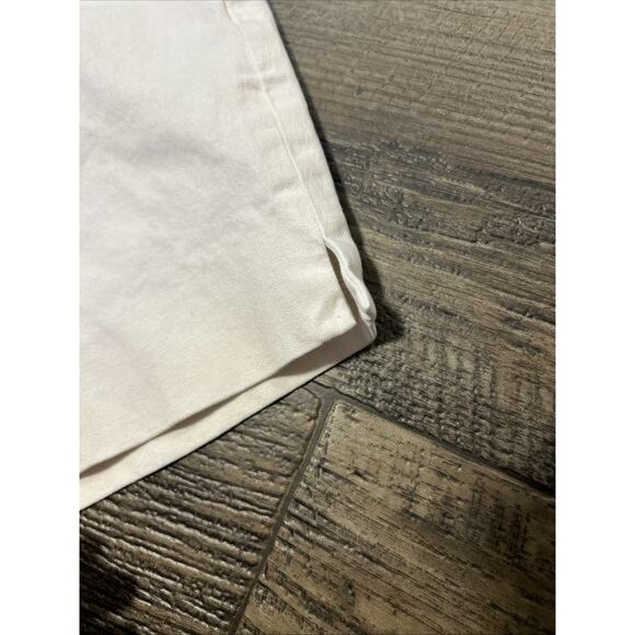 Talbots Women’s Bermuda Shorts White Size 4 Dress Chinos - Picture 3 of 6